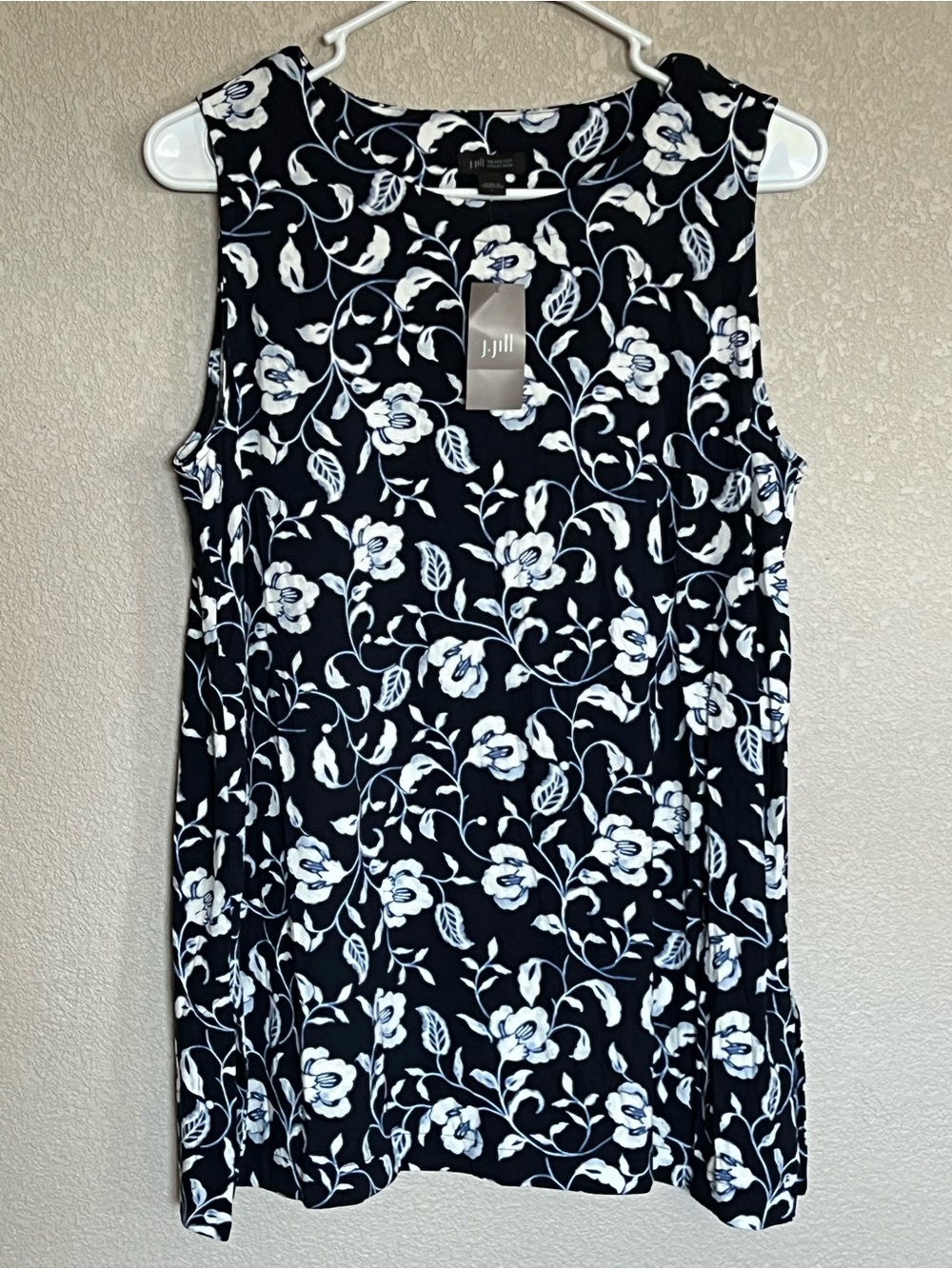 J. Jill Black Floral Print Sleeveless Tank